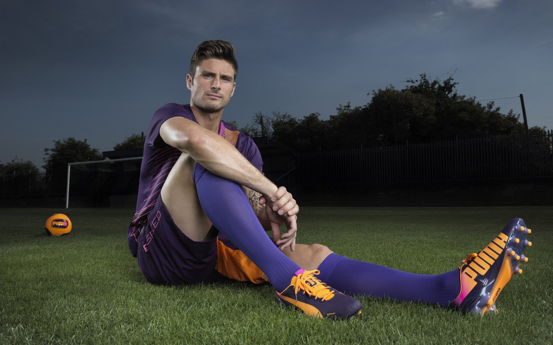 穿越荒漠：WRC沙漠赛段的火热激战，沙漠穿越车辆